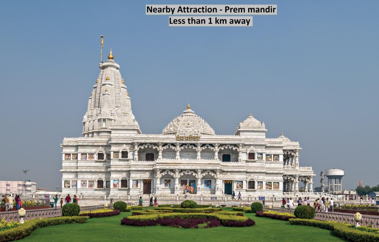 Oyo 69378 Trilok Dham Hotel วรินดาวัน ภายนอก รูปภาพ